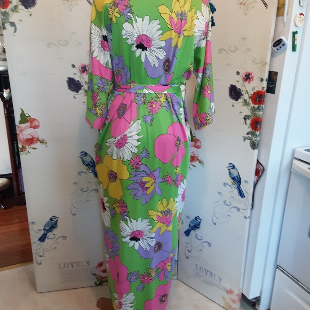 True Vintage Robe. - Picture 8 of 8